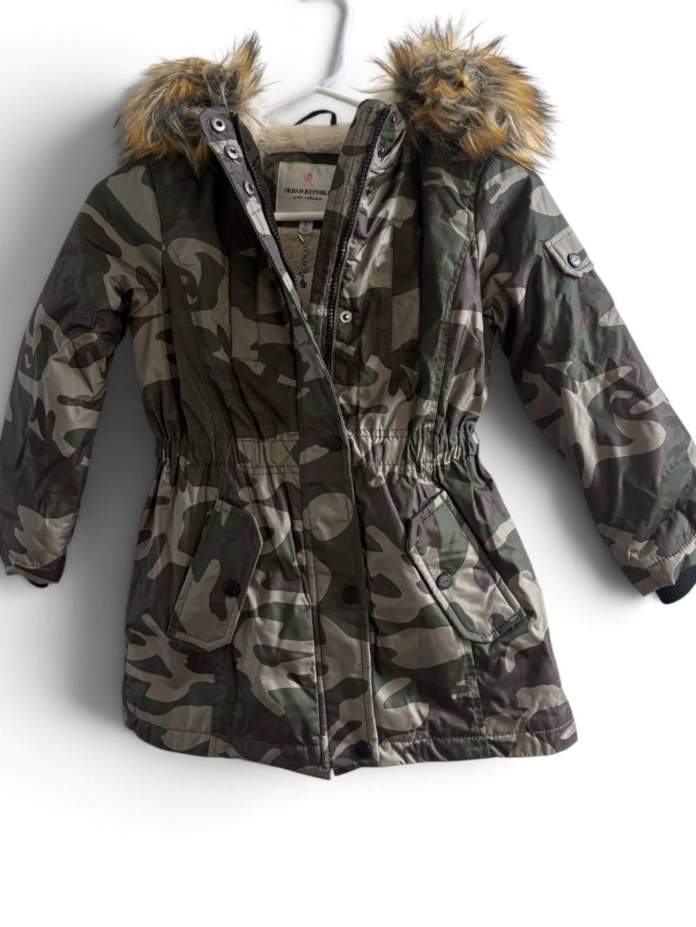 Urban Republic Girls Camo Parka Jacket Faux Fur Hood Lined  Size 5/6 - Medium